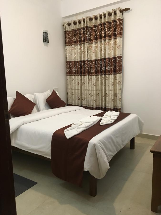 Hotel Ranvil Nuwara Eliya Buitenkant foto