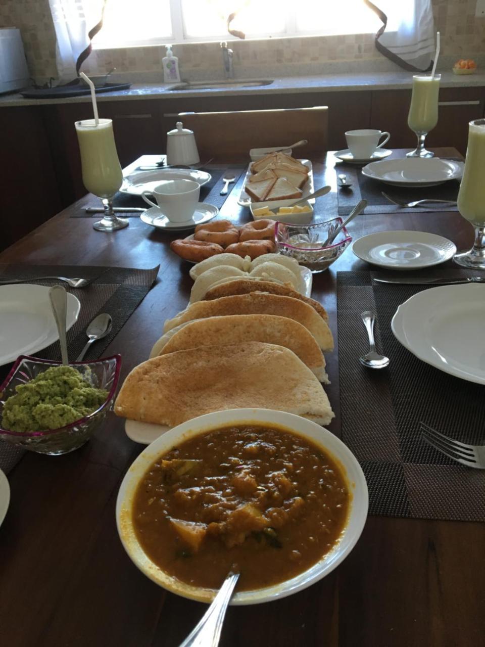 Hotel Ranvil Nuwara Eliya Buitenkant foto