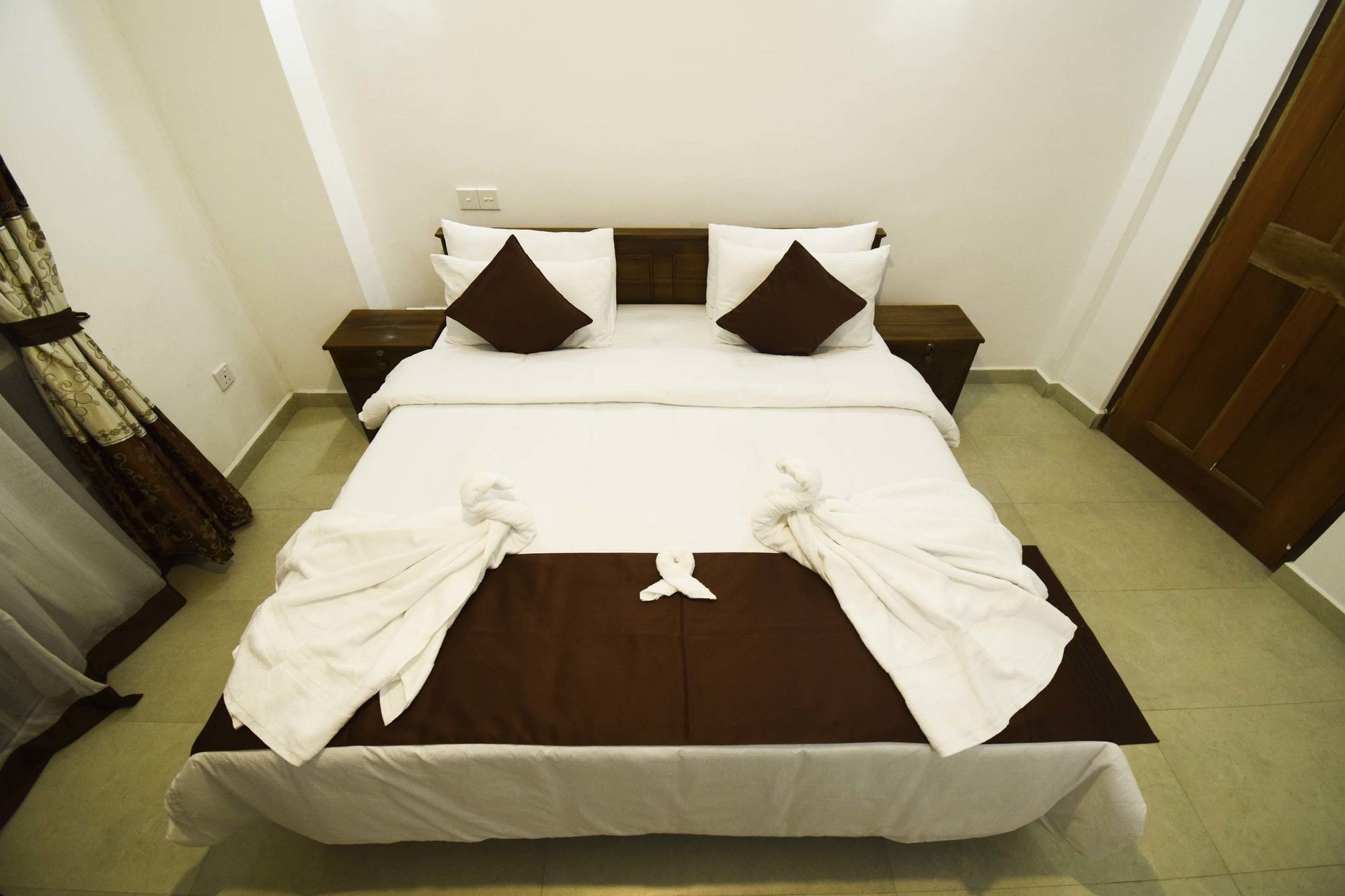 Hotel Ranvil Nuwara Eliya Buitenkant foto